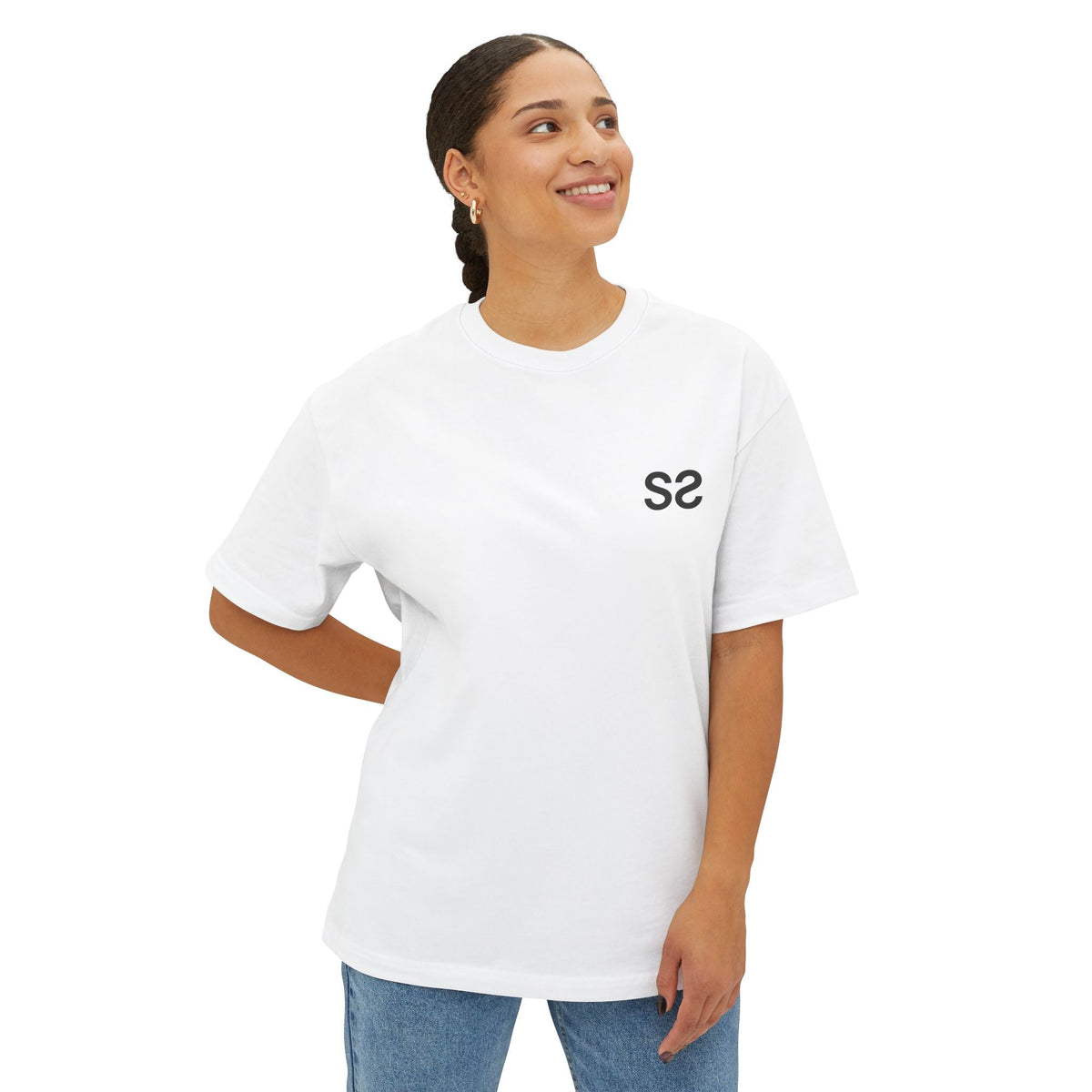 T-shirt oversize Double S coupe boxy blanc porté de face