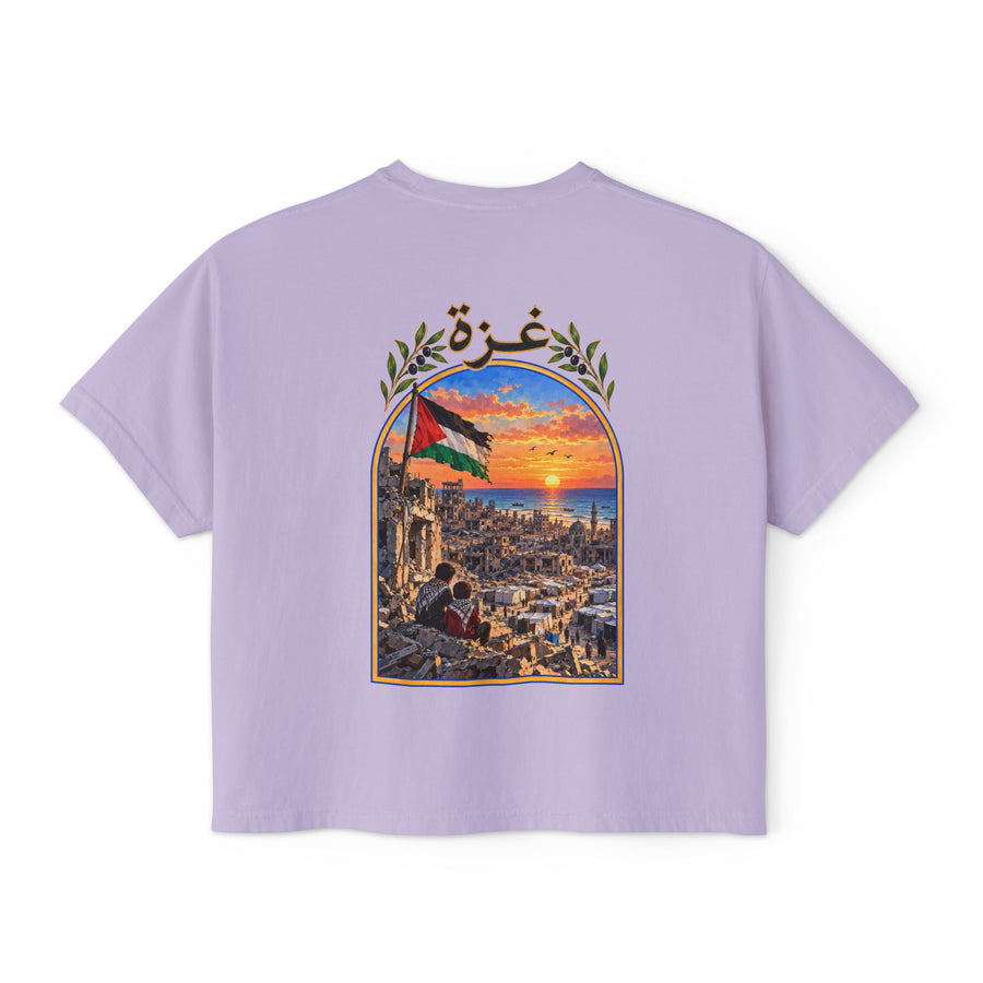 Lilas – T-shirt boxy pour femme Palestine, vue de dos avec l'illustration Gaza et le drapeau palestinien